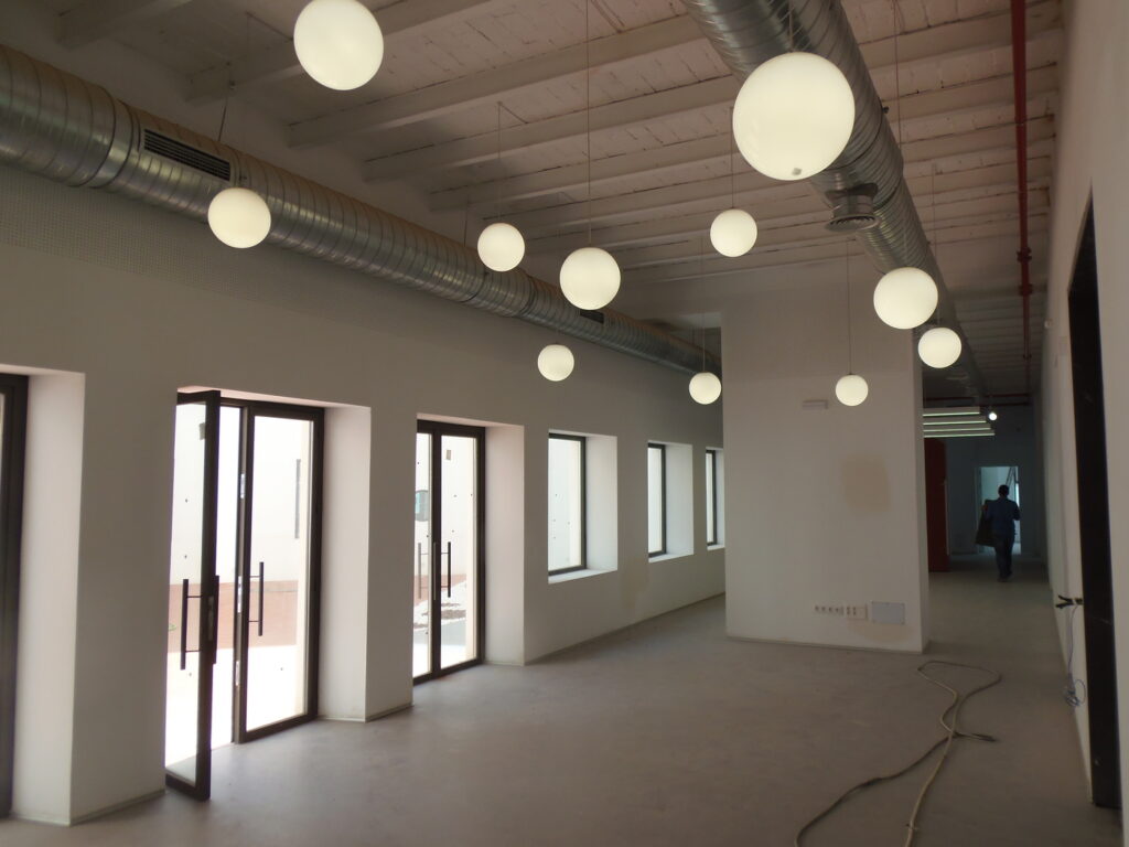 5 consejos rápidos para ahorrar luz en casa (sin obras)